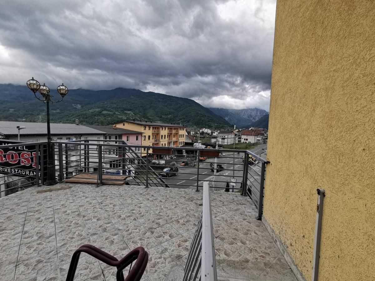 Отель Hotel Rosi Gusinje