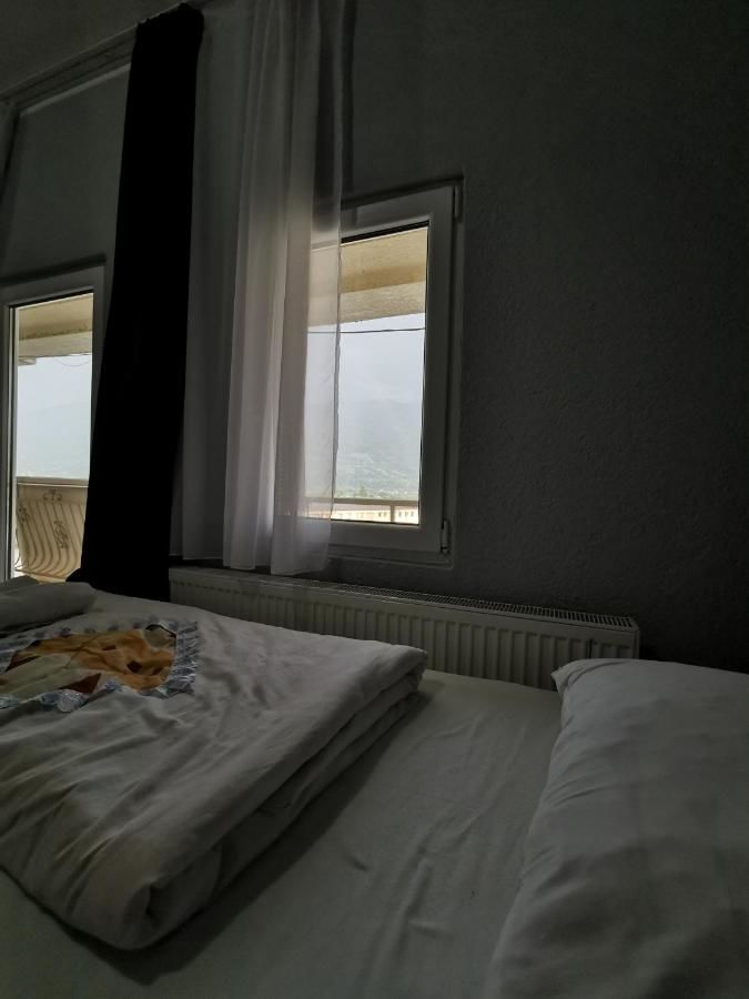 Отель Hotel Rosi Gusinje