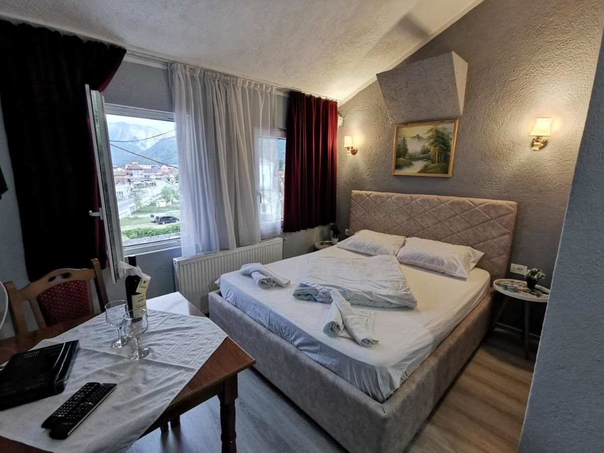 Отель Hotel Rosi Gusinje-37