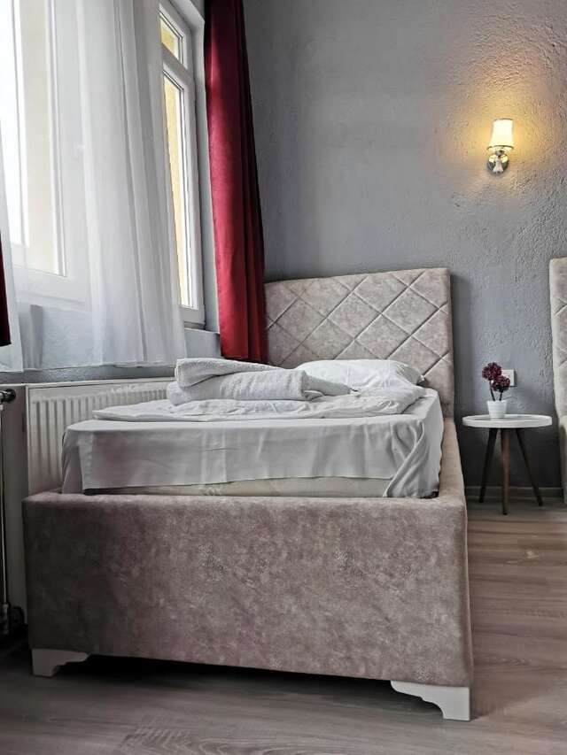 Отель Hotel Rosi Gusinje-17
